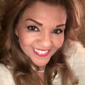 Meet your Posher, Connie